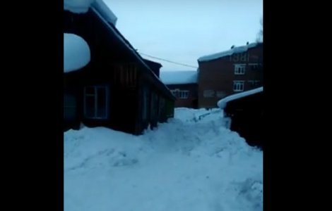 Rusoaica, salvata dupa ce a stat 4 ore ingropata in zapada