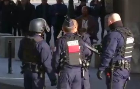 Supravietuitoare a Holocaustului, ucisa in propria locuinta din Franta, intr-un atac antisemit. Reactia presedintelui Macron