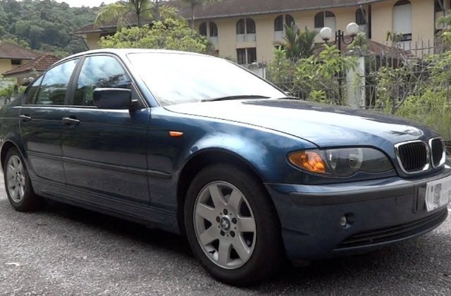 Un barbat si-a furat masina vanduta pentru a o vinde din nou