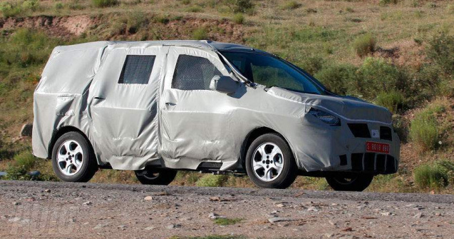 Imagini spion: Cum arata ultimele modele Dacia