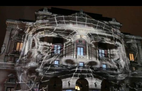  Video  Imagini din viitor: Cladiri controlate cu vocea