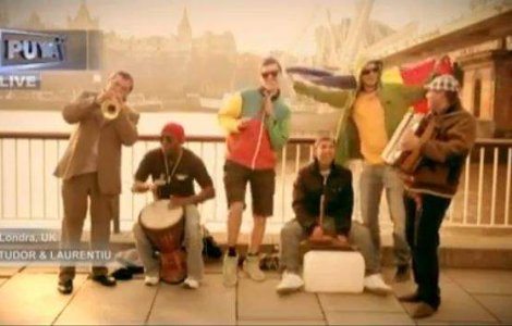 Puya: Videoclip cu imaginile romanilor din strainatate