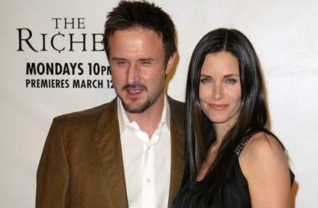 Courtney Cox s-a apucat de jurnalism