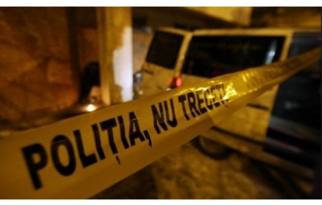 Un barbat din Brasov si-a omorat sotia si pe cei doi copii. Omul s-a predat la politie