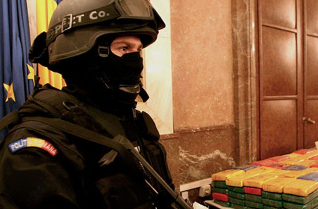 Cetatean roman, in varsta de 30 de ani, ridicat pentru propaganda terorista