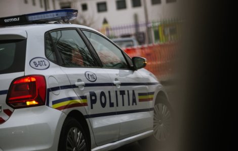 Barbat, arestat dupa ce ar fi intretinut relatii intime cu fiica sa vitrega, in varsta de 13 ani