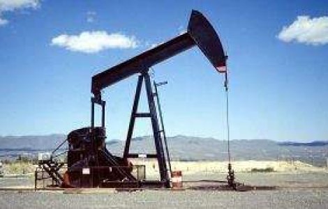 S&P coboara ratingul Rompetrol