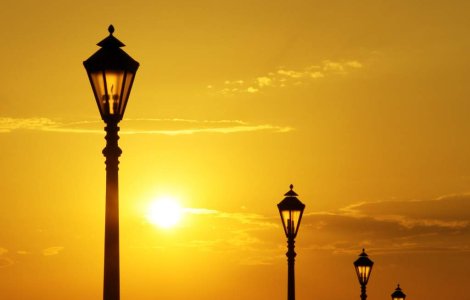  Top  Capitala: Corturi anticanicula si puncte de prim ajutor