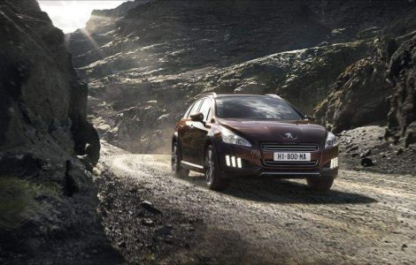 Iata noul Peugeot 508 RXH