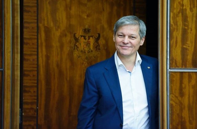 Fostul premier Dacian Ciolos il sustine pe Iohannis