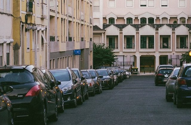 Un sofer indragostit a apelat la ajutorul autoritatilor dupa ce a uitat unde a parcat masina