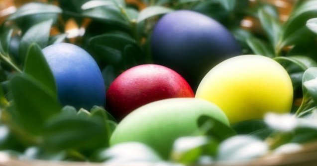  Top  9 metode sa vopsesti natural ouale de Paste