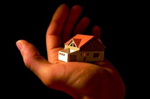 Nu-ti ASIGURI casa pana in august, platesti AMENDA!