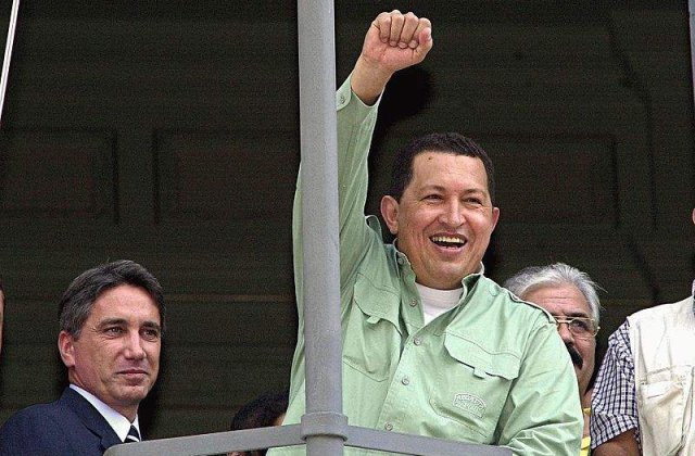 Hugo Chavez isi trateaza cancerul in Cuba