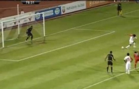  Video  A marcat cu calcaiul, din penalty