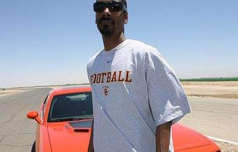  Video  Snoop Dogg scrie `muzica de facut copii` pentru printul William si sotia sa