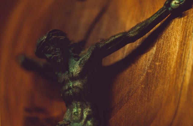 10 interdictii pe care sa NU le incalci in Joia Mare si in Vinerea Patimilor