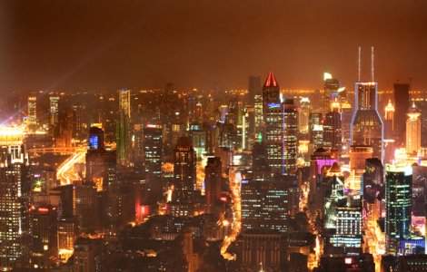 Victime colaterale: Mercedes si BMW, afectate de taxele de import de 25% impuse de China pentru importurile de masini din SUA