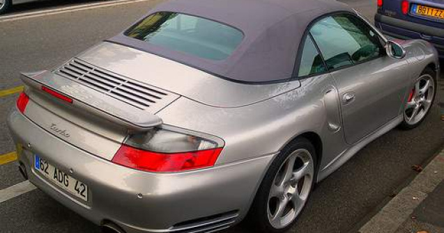 Atentie! Vanzatori fictivi de autoturisme pe internet