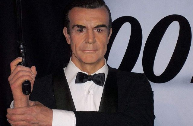 [VIDEO] James Bond, un misogin!