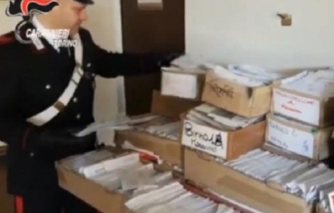 Un postas a refuzat sa livreze 400 de kilograme de corespondenta, nemultumit de salariu