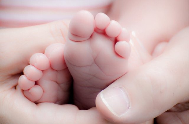 O femeie a inregistrat nasterea unui copil pentru a se bucura de beneficii