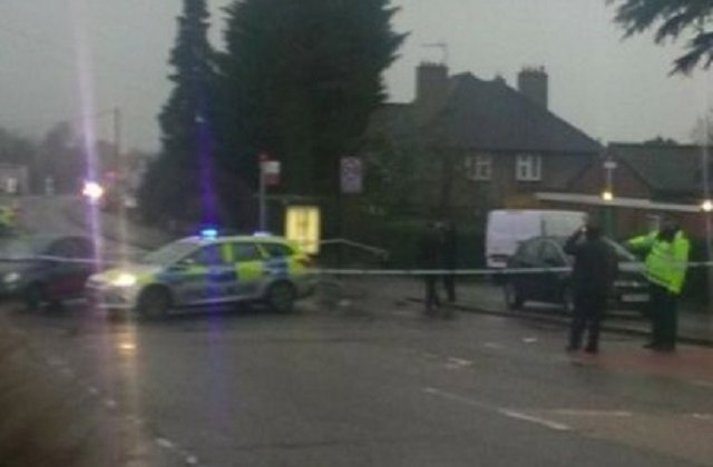 Barbat, impuscat mortal de politistii britanici, dupa ce a facut amenintari