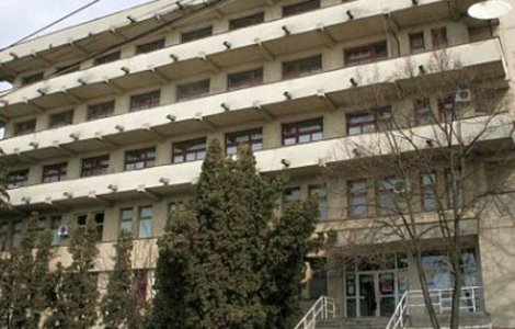 Angajatii Spitalului de Pneumoftiziologie din Iasi protesteaza dupa primirea fluturasilor de salariu