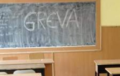 Greva profesorilor mocneste din nou