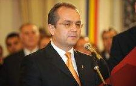 Boc: Adio bugetari de lux cu salarii de 30 - 40.000 de euro pe luna