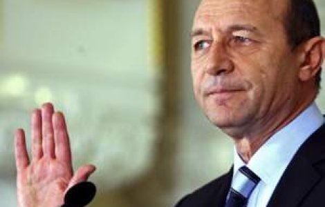Basescu: 'Am cerut PD-L sa nu aduca in Guvern 'clienti', ci oameni care au confirmat in alegeri'