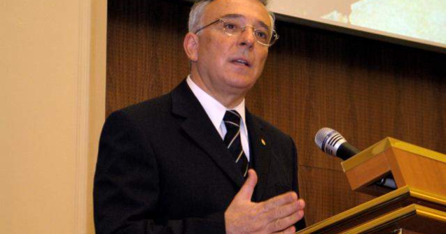 Isarescu: Bancile si moneda Chinei sunt binevenite in Romania