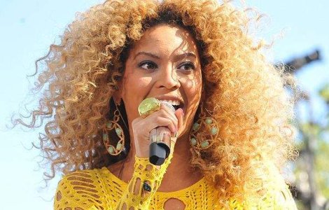 Beyonce si Kelly Rowland se reunesc la X Factor