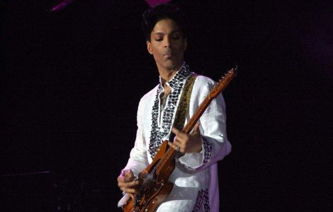  Video  Prince va canta la Sziget