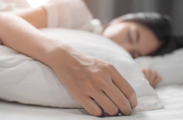 Persoanele care se culca tarziu au un risc de mortalitate mai ridicat decat cei care dorm devreme