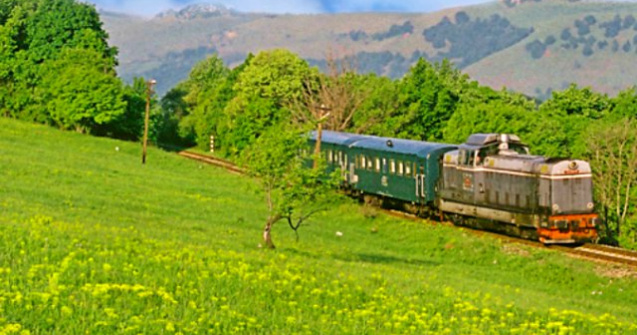  Top  8 trasee turistice cu Mocanita ca sa descoperi o alta Romanie