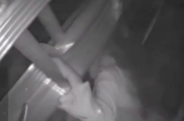 Fetita de 6 ani, salvata dupa ce a cazut in putul liftului/ VIDEO