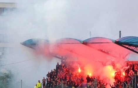 Incidente produse de suporteri la meciul CSA Steaua - Academia Rapid