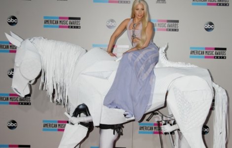  Top  10+ momente in care Lady Gaga a fost in centrul atentiei