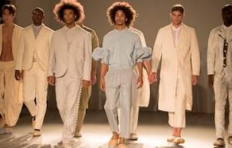 Rozalb de Mura STORE sarbatoreste 2 ani, cu 'Specimenul'