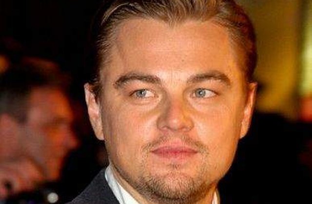Leonardo DiCaprio a ramas singur din cauza mamei sale
