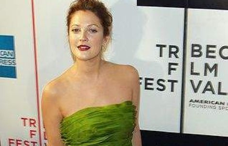  Foto  Drew Barrymore isi dezvaluie partea intunecata