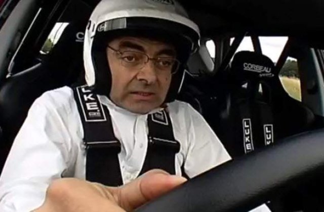 [VIDEO] Mr Bean doboara recordul pe circuitul Top Gear