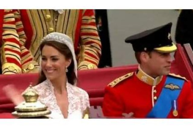 Rochia de mireasa purtata de Kate, expusa la Palatul Buckingham