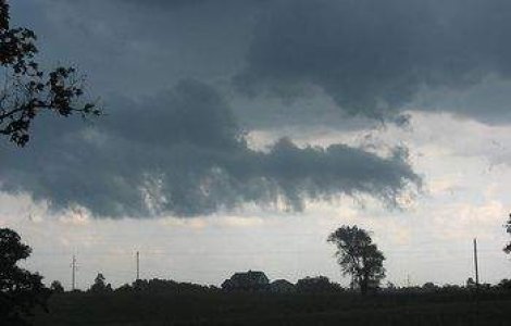 Atentionare meteo: Ploi torentiale si vijelii in toata tara