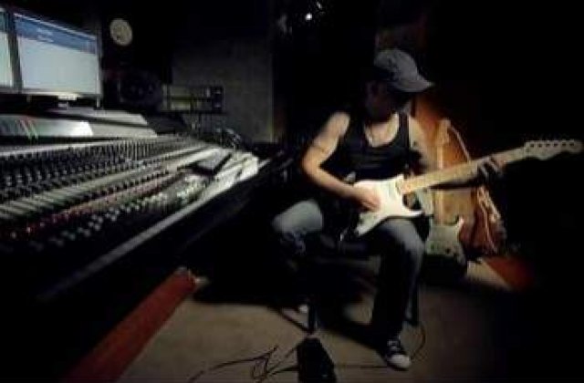 Cum poti castiga o chitara Bon Jovi?