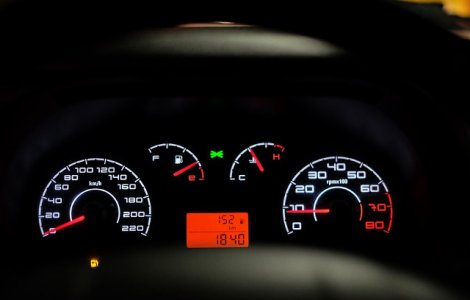 Un barbat a fost calcat cu masina de un sofer cu care s-a certat in trafic