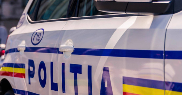 Doi baieti, filmati in timp ce intretineau relatii intime in scoala