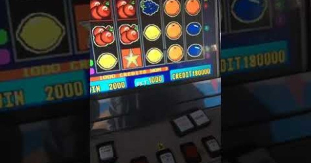 Timisorean, dat afara din cazinou dupa ce i-a amenintat pe angajati cu sabia pentru ca si-a pierdut banii la aparate