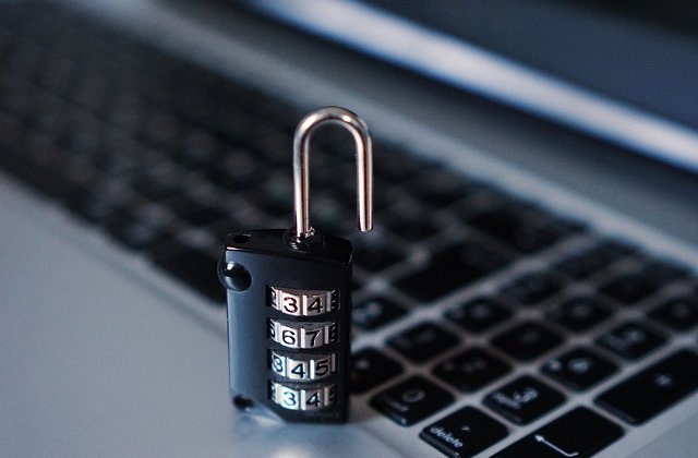 Rusia, acuzata de sprijinirea unui atac cibernetic masiv